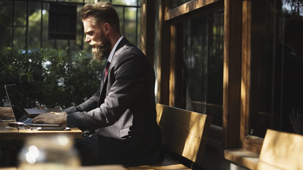 How to Automate Your Online Business in 2025
